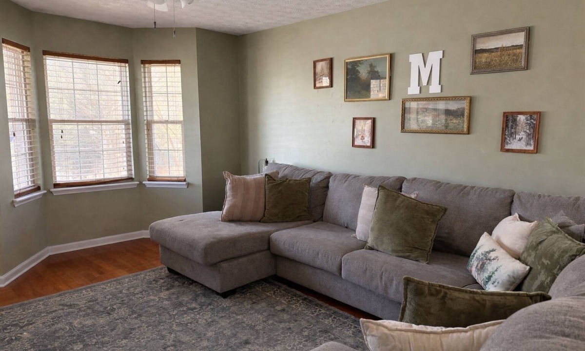 New Albany House | Tranquil 3-bedroom house Center of New Albany