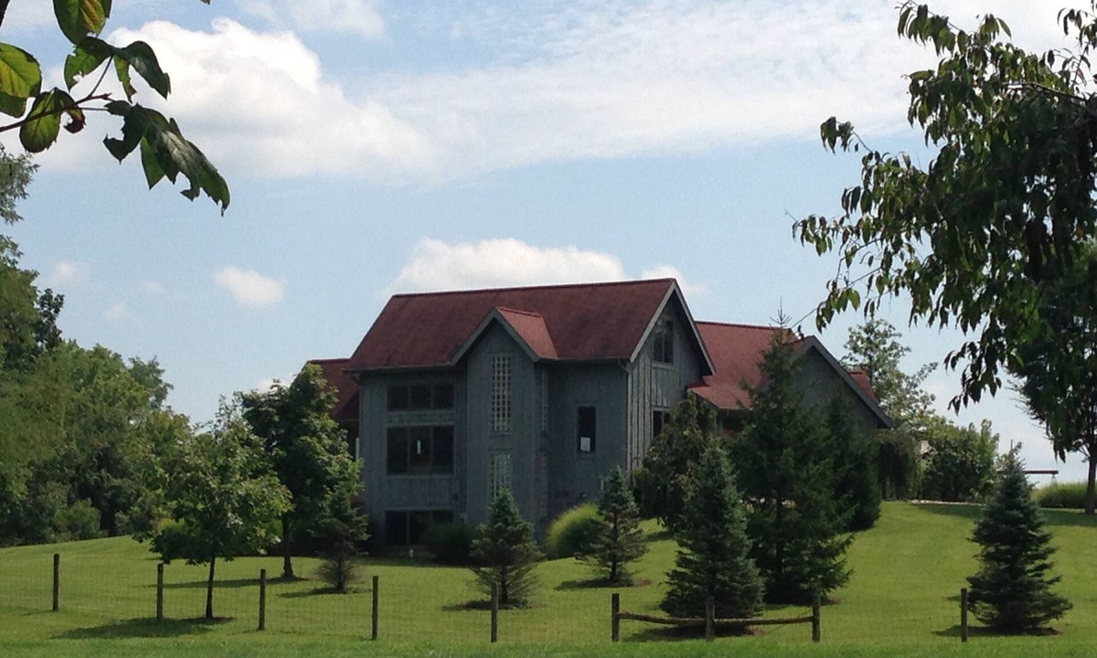 Oxford House | Unique home five minutes from Miami University