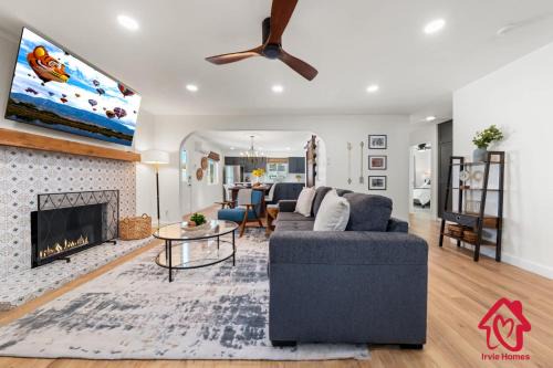 North Valley House | ValleyVibe: Modern Comfort in North Valley - an Irvie Home