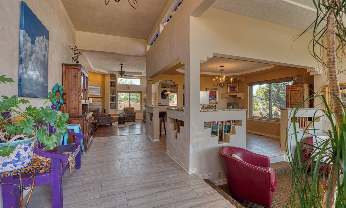 Ranchito House | Views, Peace and Quiet in Placitas with hot tub and sauna