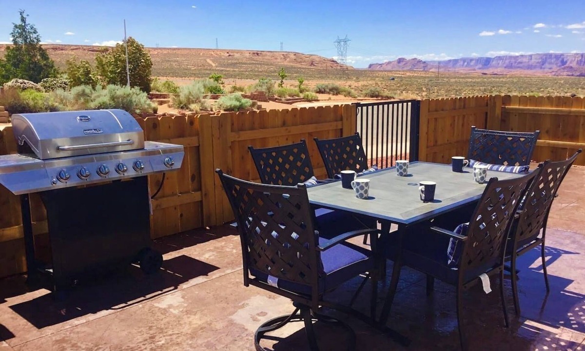 Page House | 🏜️VIEWS🐶Pets OK🚤BOAT Parking~Near Canyons & Lake