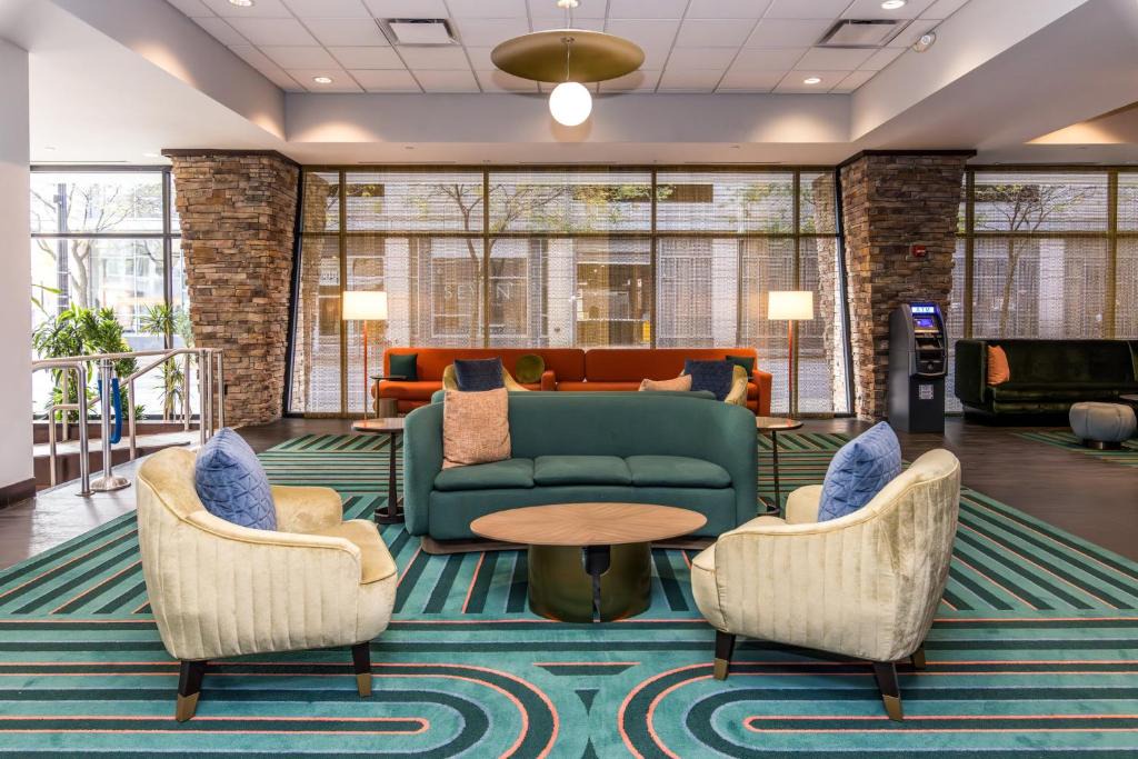 Central Business District Hotel | voco The Clair Cincinnati Downtown by IHG