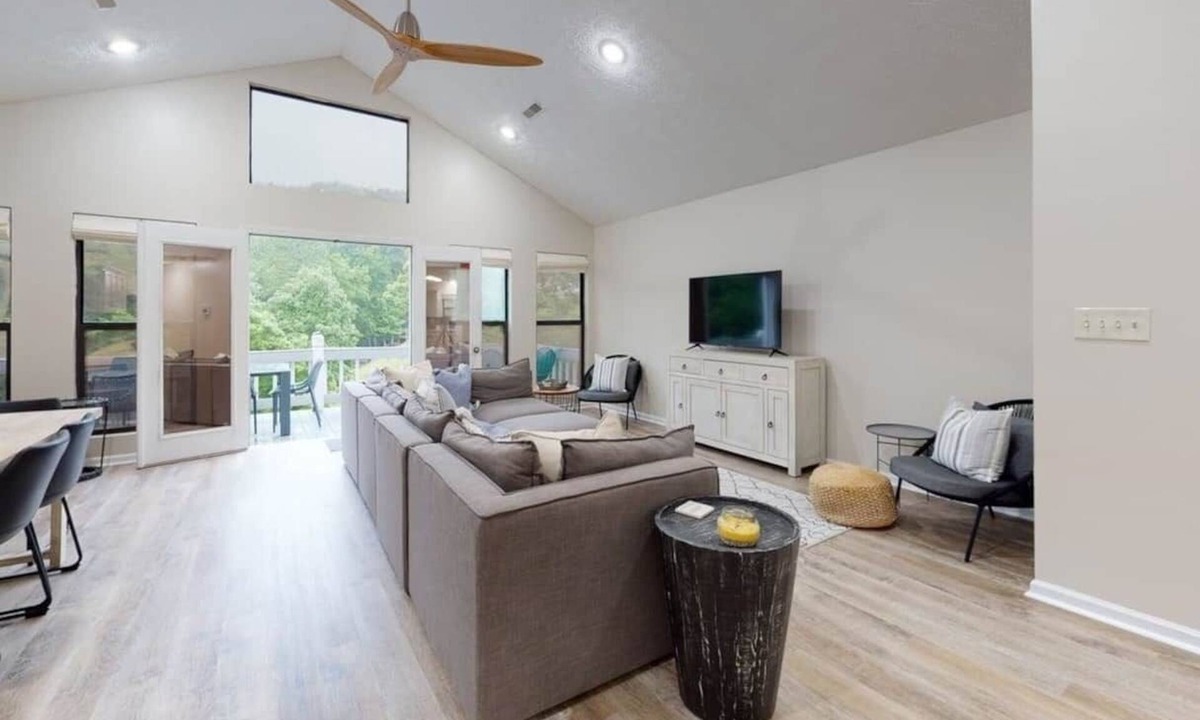 Lutts House | Waterfront Home of Pickwick Lake!