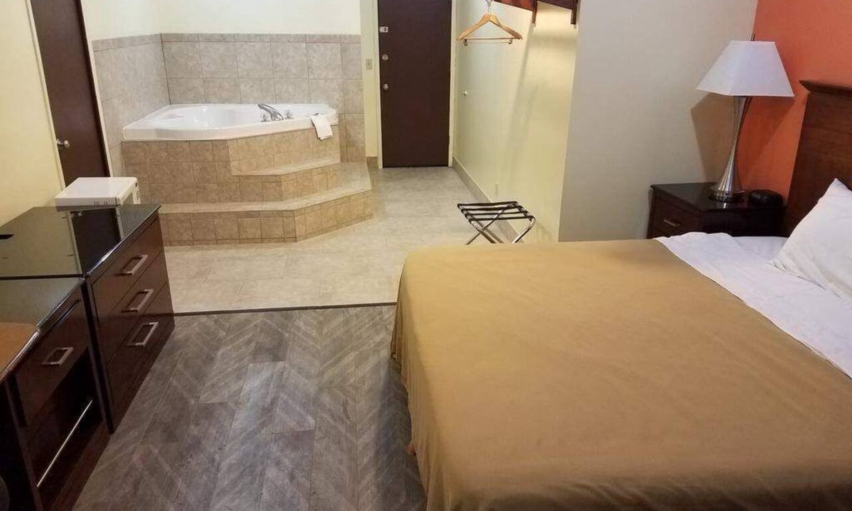 Kearney Hotel | Western Inn South