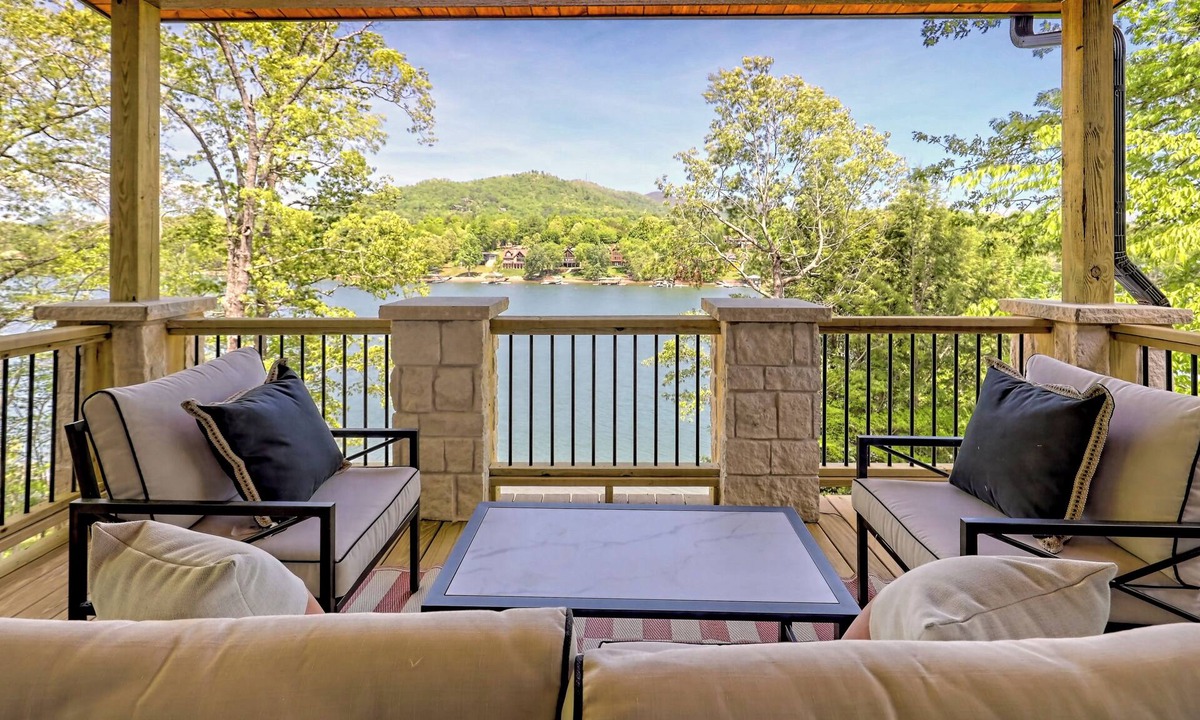 Hiawassee House | Windjammer Lakehouse by Chatuge Home Concierge | Lakefront · Private Dock w/Covered Boat Slip · Pool Table · SUP & Kayaks · Firepit