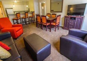 2 Bedroom at the Carriage Place: Grand Crowne Resort