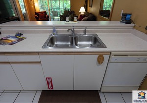 2BR ~ GOLF COURSE ~ Near The Strip! FREE TICKETS INCLUDED! (CH1-1)