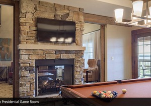3 BR Presidential Suite, Lakeside Private Resort, Hollister MO