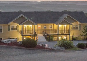 Beautiful 1 bedroom unit at resort, sleeps 4