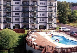Beautiful 2 bedroom unit at resort, sleeps 6
