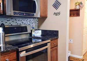 Beautifully updated condo on Pointe Royale golf course