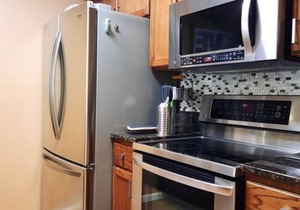 Beautifully updated condo on Pointe Royale golf course
