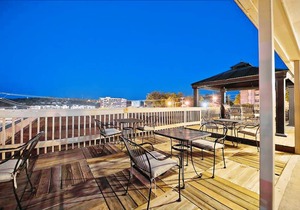 Best Western Plus Landing View Inn & Suites