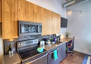 Chic Ultramodern Studio Loft w/Designer Features