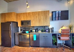 Chic Ultramodern Studio Loft w/Designer Features
