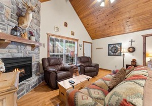Dakota Lodge Home
