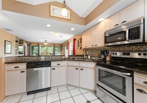 Fort Taneycomo Condo