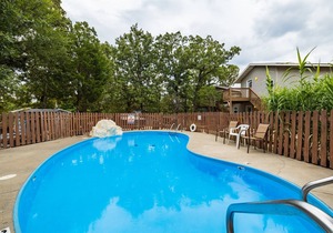 Lake Lodge 43 - Resort Next to Silver Dollar City!