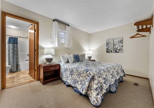 Lake Lodge 43 - Resort Next to Silver Dollar City!