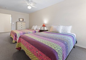 Lake Lodge D - Resort Next to Silver Dollar City!