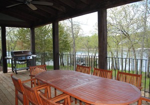 Lakeside, Table Rock Lake views, Family Getaway