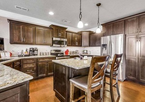 Lakeview Condo Only 5 Min to Silver Dollar City! Enjoy 1419 for Vacation!