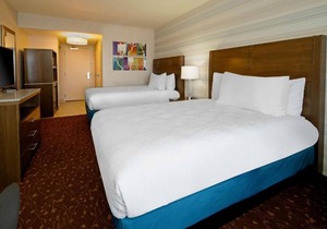 Relax and Recharge! Enjoy Free Airport Shuttle + Indoor Pool
