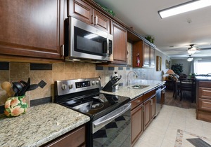 Relaxing & Quiet - Indoor Pool -Only 1 Mile to the Branson Strip