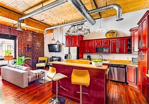 *Studio Loft*Walk to Broadway*Printers Alley Lofts