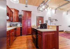 *Studio Loft*Walk to Broadway*Printers Alley Lofts