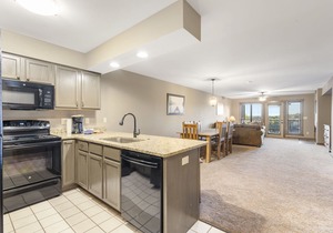*Walk-in*Lake View*Connecting Suite*2min from SDC* - Indian Point (U1508AB)