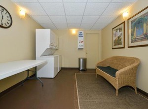 Landing Inn | Downtown Branson