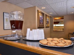 Landing Inn | Downtown Branson