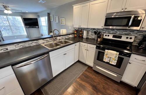 Table Rock Condo | 102 m² Condo ∙ 2 bedrooms ∙ 6 guests
