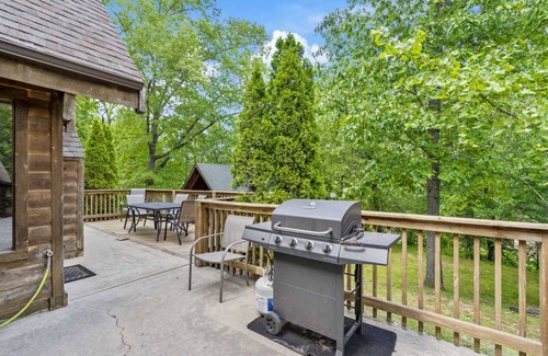 Branson Cedars Cabin | 118 m² Cabin ∙ 3 bedrooms ∙ 8 guests