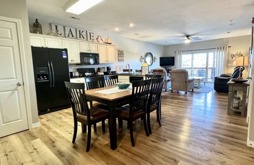 Hollister Condo | 130 m² Condo ∙ 3 bedrooms ∙ 8 guests