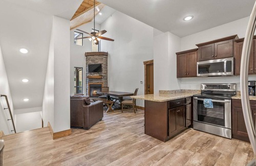 Indian Point Cabin | 163 m² Cabin ∙ 3 bedrooms ∙ 10 guests