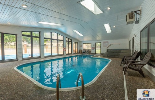 Branson Condo | 163 m² Condo ∙ 3 bedrooms ∙ 13 guests
