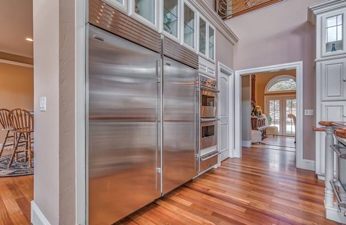 Branson House | 17500sqft PRIVATE ESTATE~IndoorPool/HotTub-BIG LAKEVIEW-Tennis Court-Theater-SDC