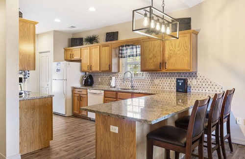 Branson Condo | 2 Bedroom, 2 Bathroom Golf Condo featuring Private, Covered Balcony with Pool View