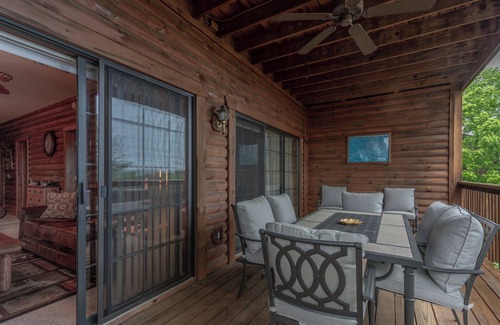 Indian Point Condo | 2BR Village At Indian Point 608 near SDC-Free Tickets Daily up to $500 Value