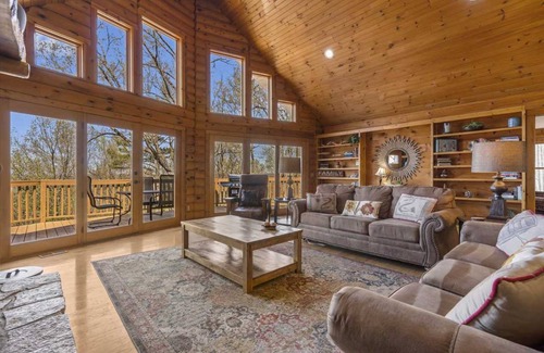Ridgedale Cabin | 372 m² Cabin ∙ 5 bedrooms ∙ 18 guests