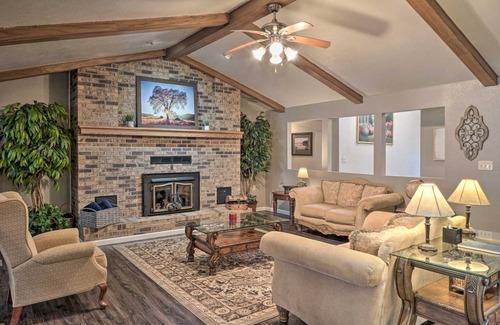 Hollister House | 418 m² House ∙ 4 bedrooms ∙ 12 guests