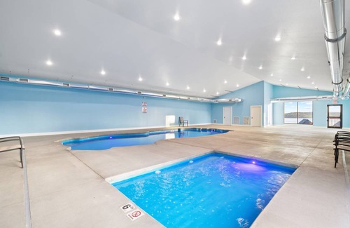 Hollister House | 749 m² House ∙ 24 bedrooms ∙ 68 guests