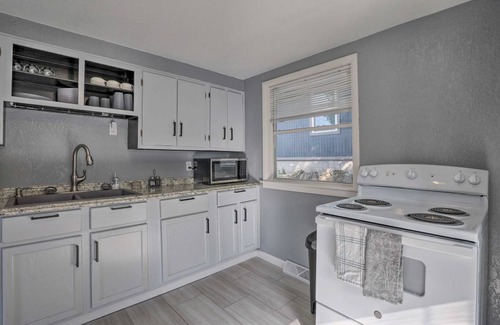 Rockaway Beach Cottage | 83 m² Cabin ∙ 1 bedroom ∙ 6 guests