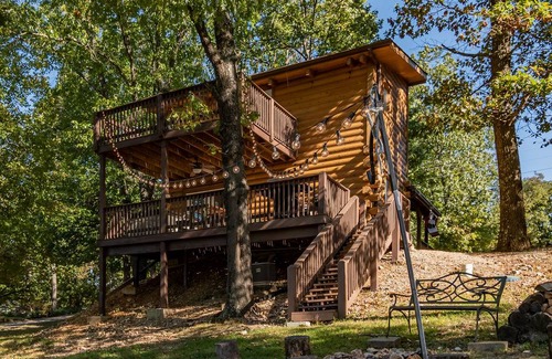 Branson Cedars Cabin | 86 m² Cabin ∙ 2 bedrooms ∙ 4 guests