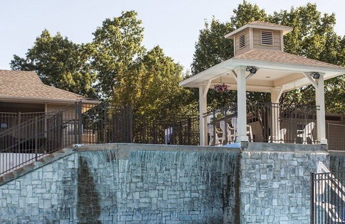Branson West Apartment | Beautiful 1 bedroom unit at resort, sleeps 4