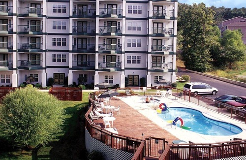 Branson Apartment | Beautiful 1 bedroom unit at resort, sleeps 4
