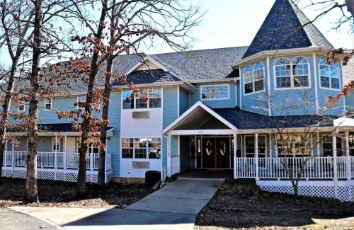 Branson House | Bradford House Bed and Breakfast