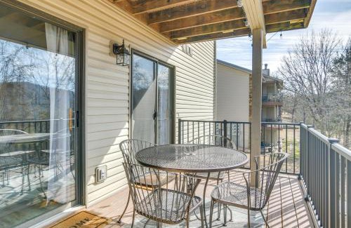 Table Rock Apartment | Branson Family Condo Golf, Relax and Swim!